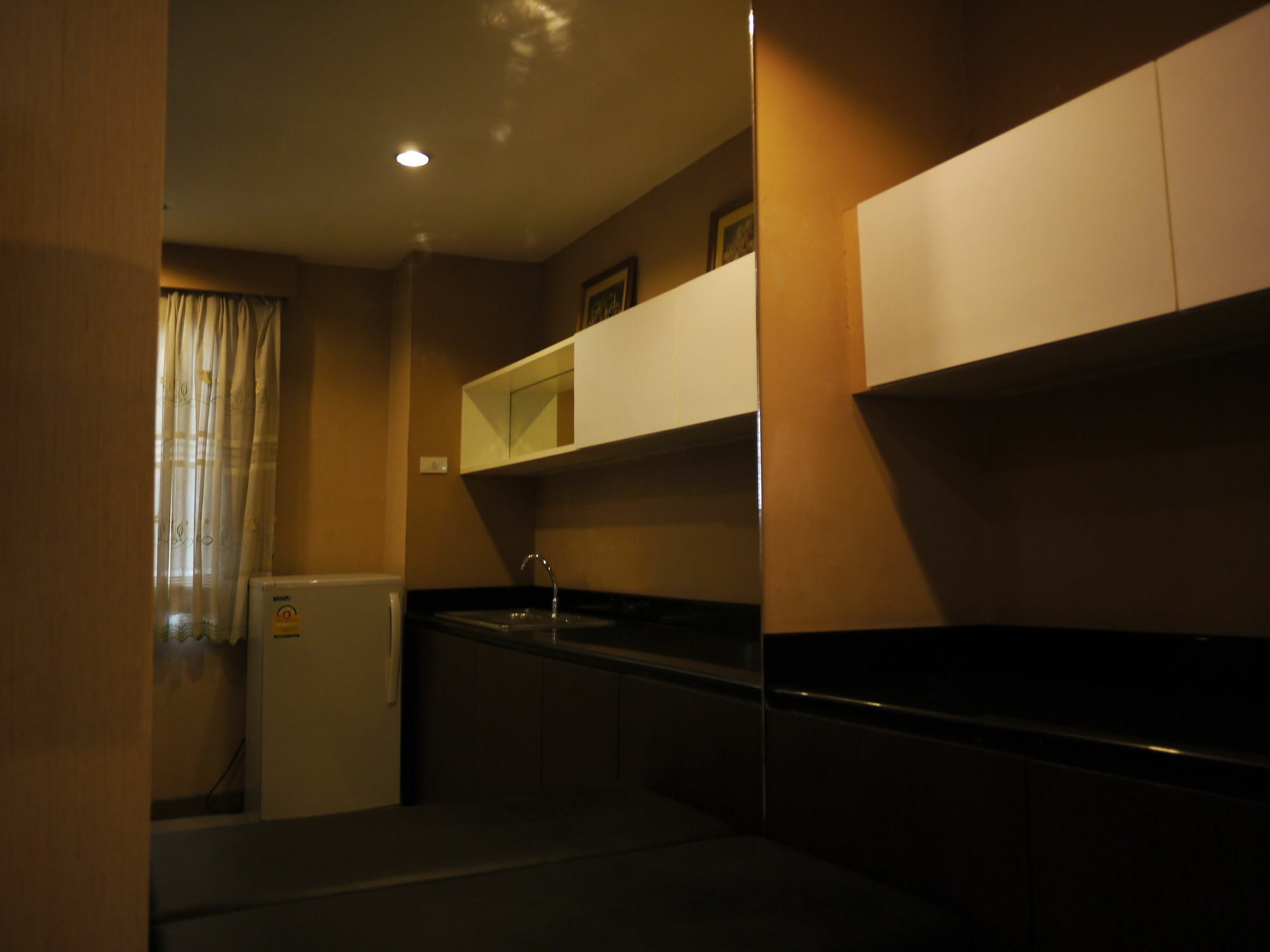 Royal Garden Home Hotel Bangkok Luaran gambar
